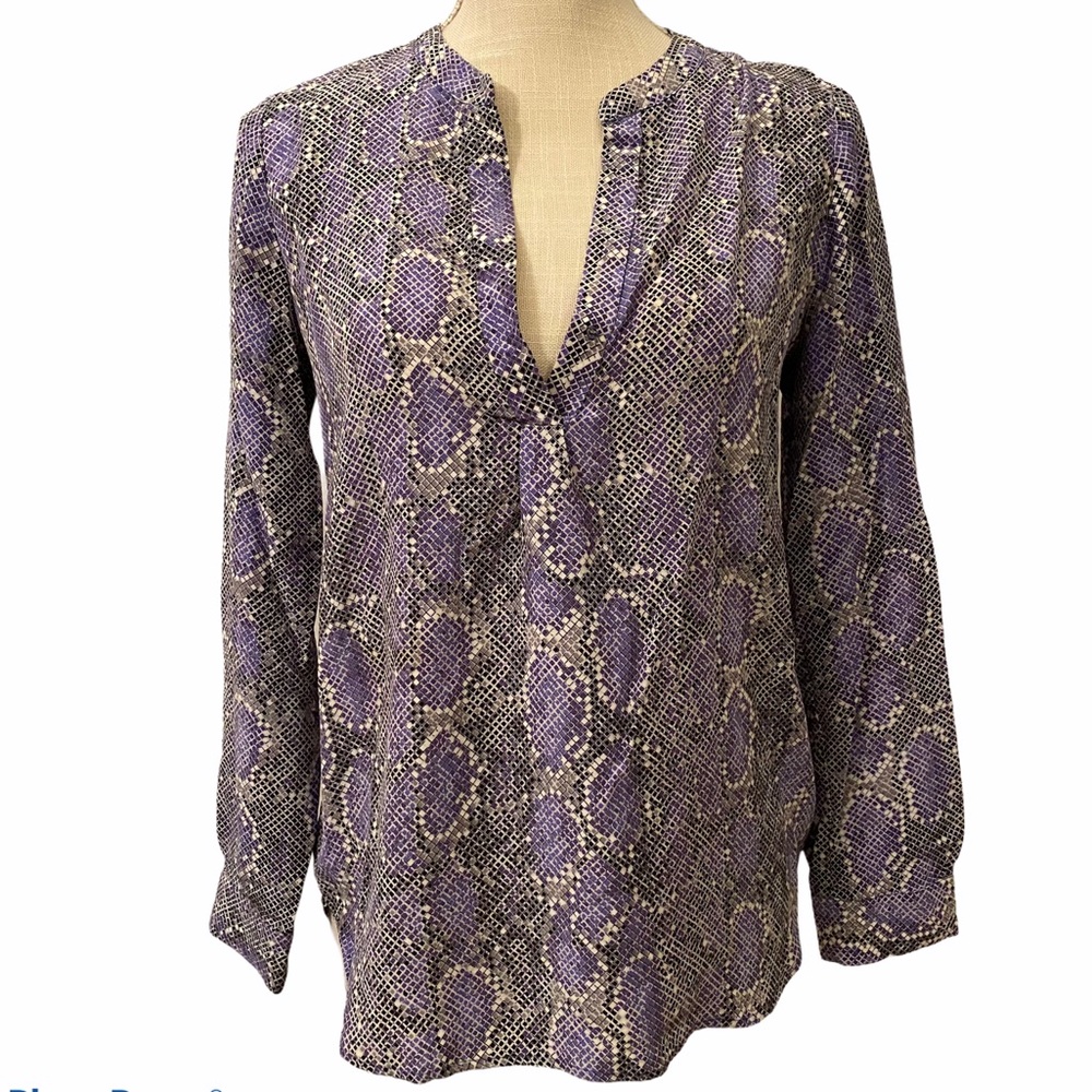 Joie Women’s size XSmall Snake Print, Vnec…